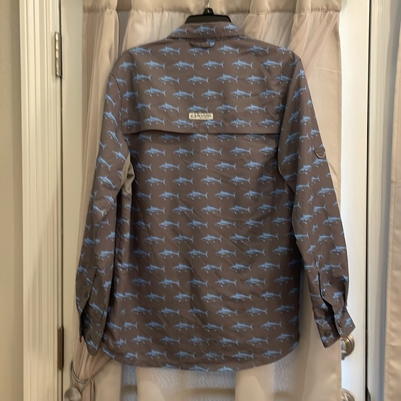 Men’s Realtree Gray Blue Fishing Button Down Shirt Size Small - Picture 4 of 5